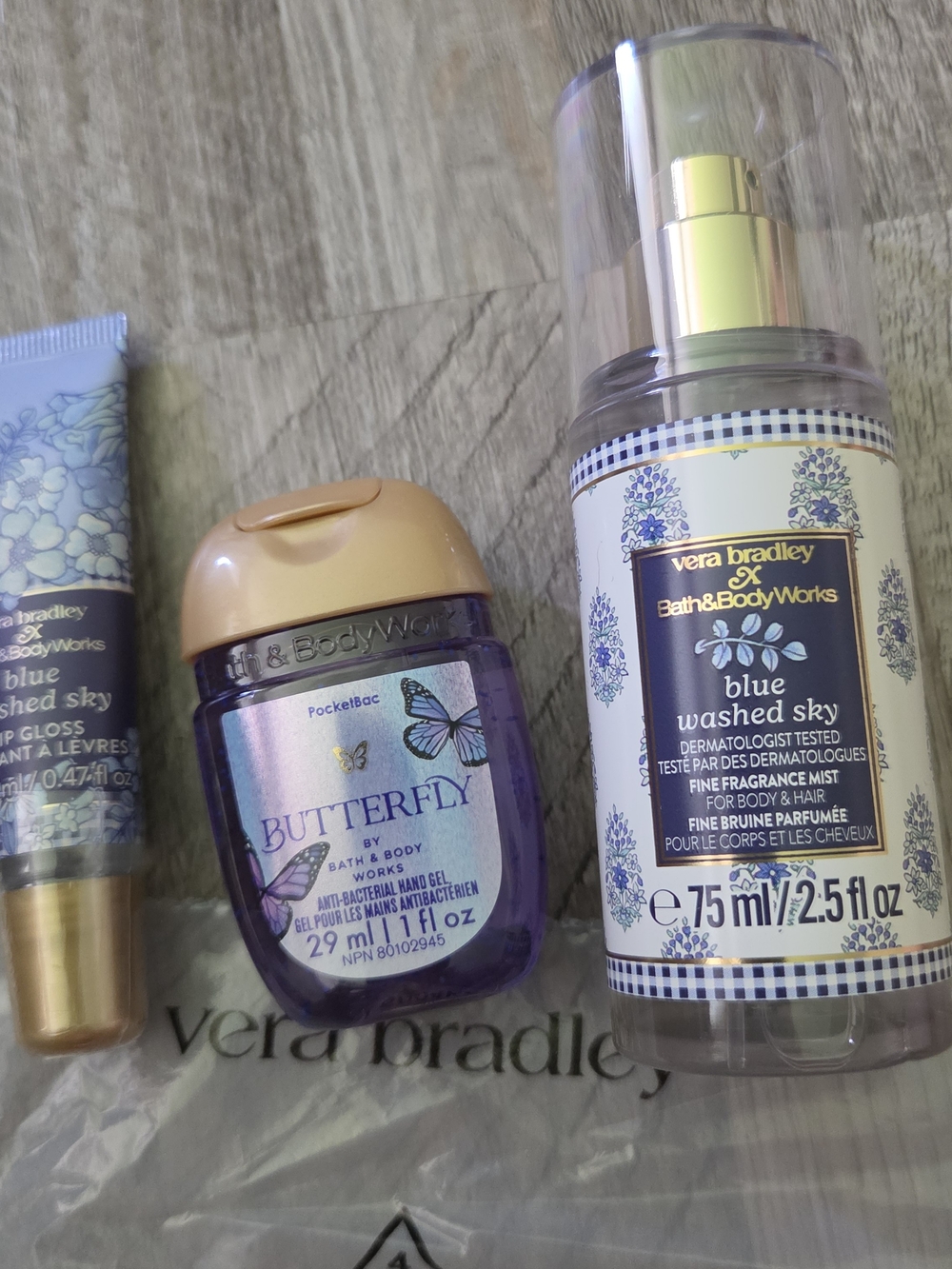 Bath & Body Works X Vera Bradley Blue Paisley Comestic Travel Bag 4PC Gift Set - Picture 7 of 16